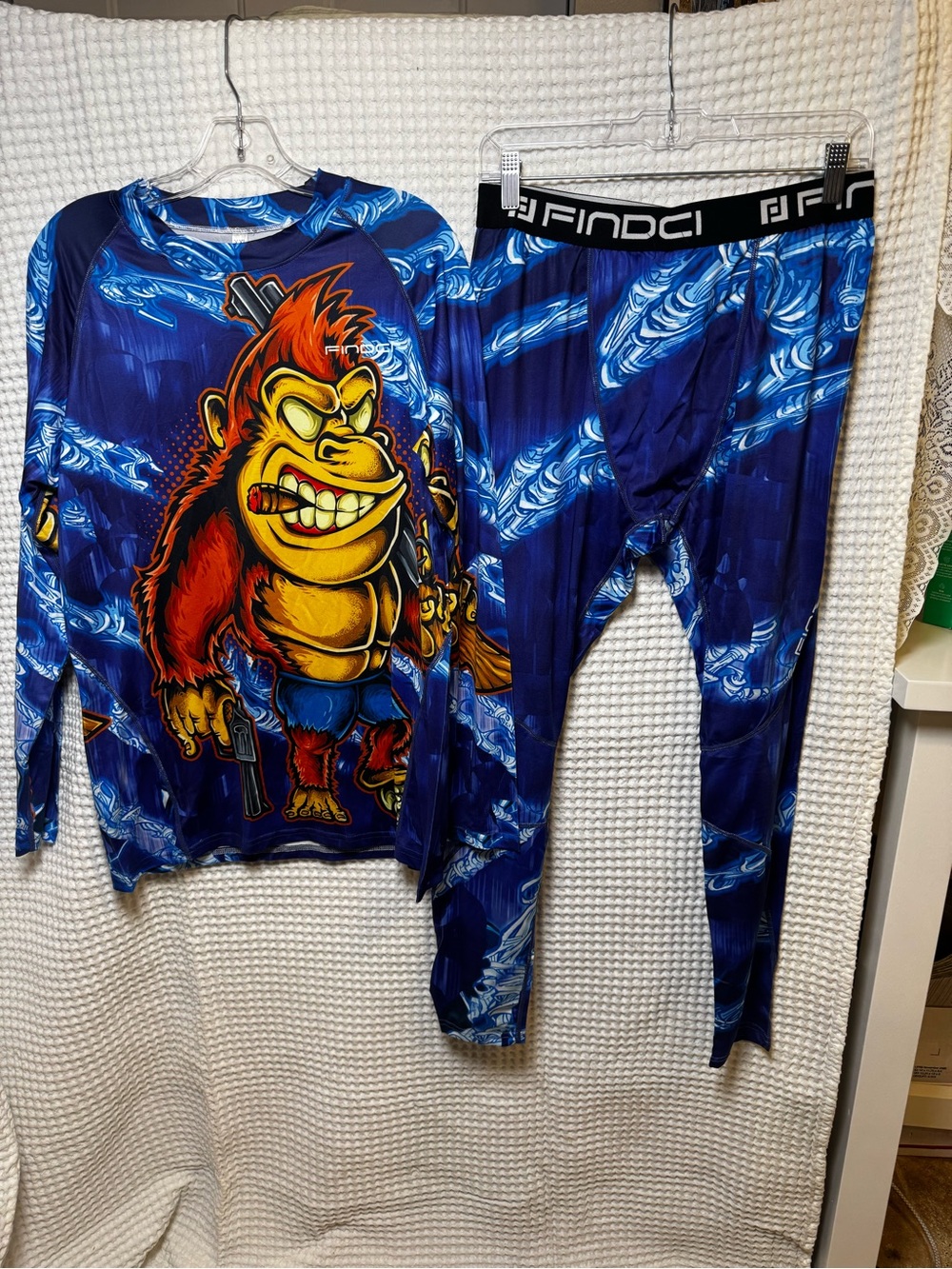 FINDCI Men’s Gorilla Graphic Compression Tracksuit, Matching Pants & Shirt